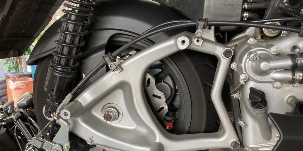 2021 New Maxsym 400 後土除安裝流程